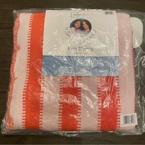 Mainstays Orange and White Knit Throw Blanket